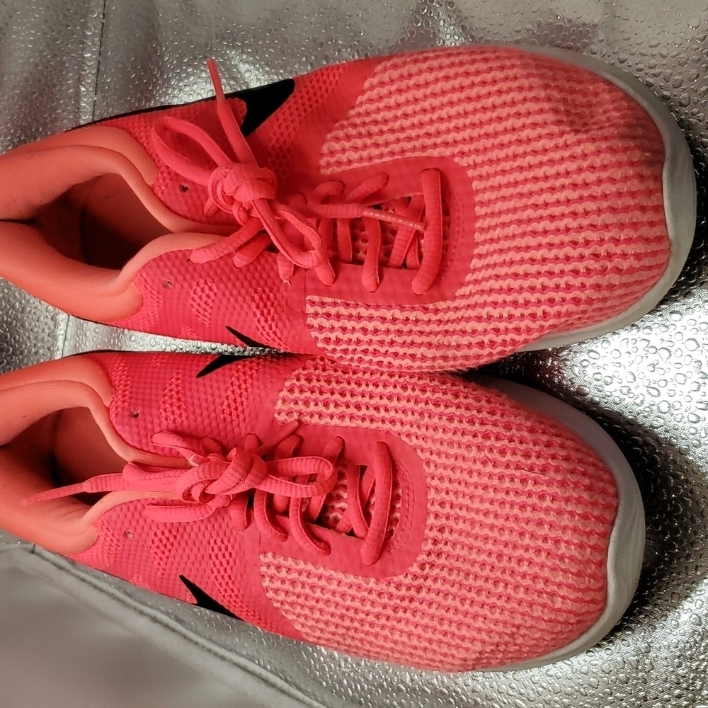 Nike Evolution 4 Pink Running Shoes SZ 8.5